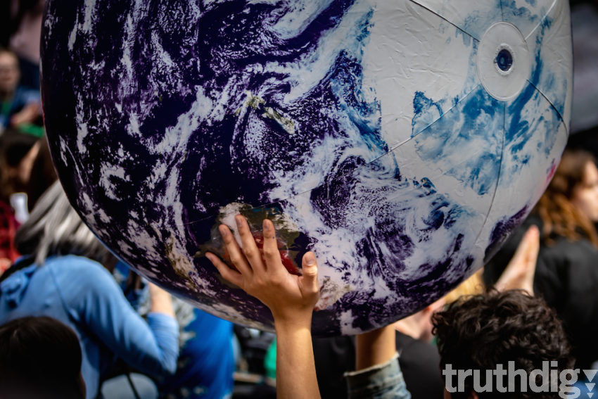 Countries Pledge $9.8B for Global Climate Fund to Help Poor