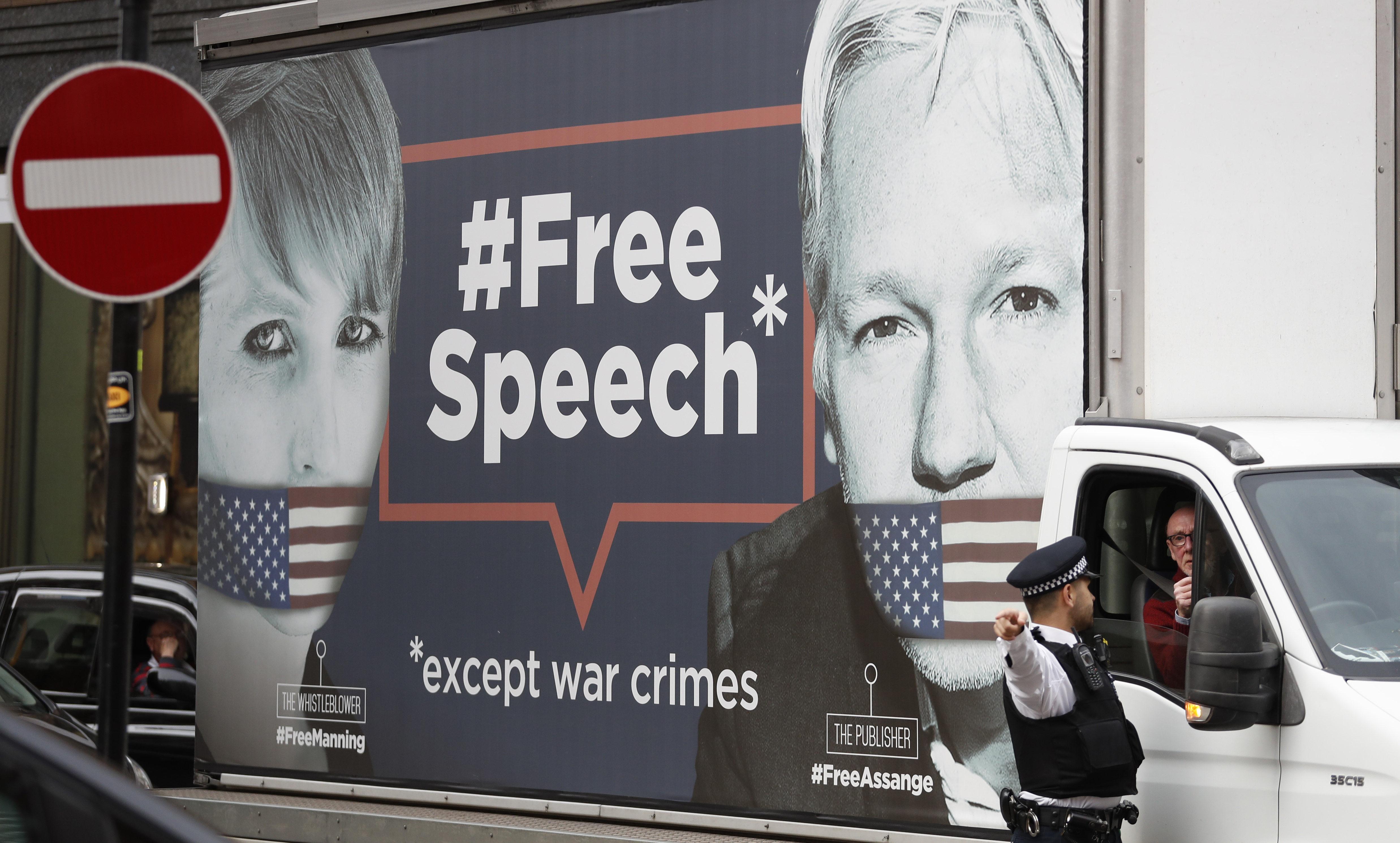 A Soldier's Defense of Chelsea Manning and Julian Assange