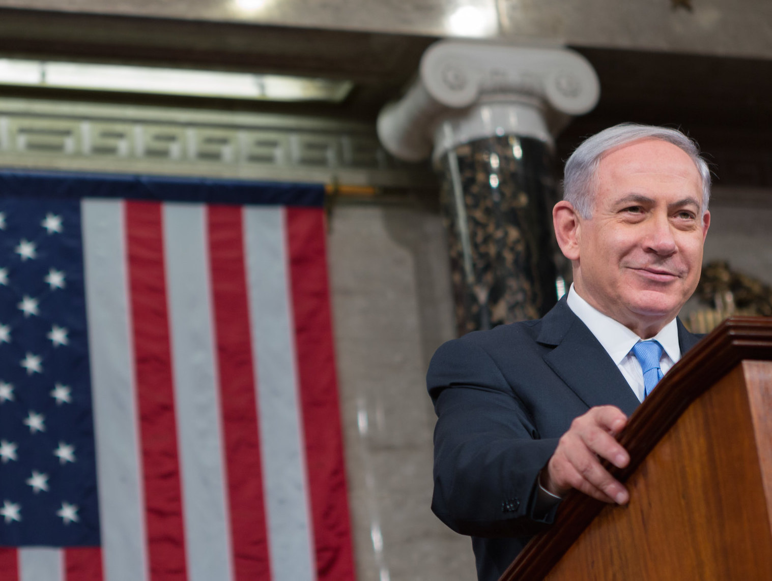 Benjamin Netanyahu at a podium in Congress.