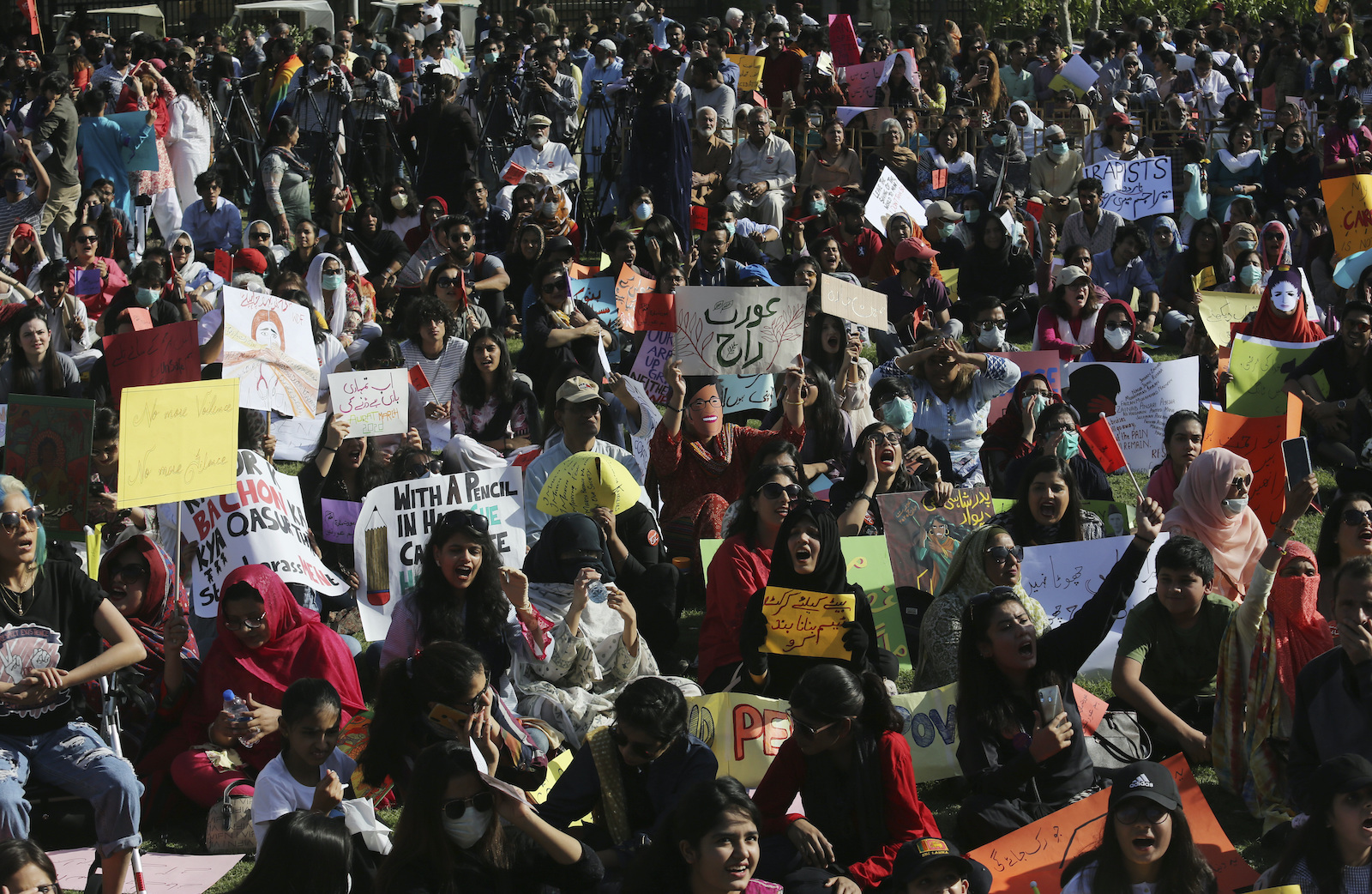 Women marching in Karachi, Pakistan