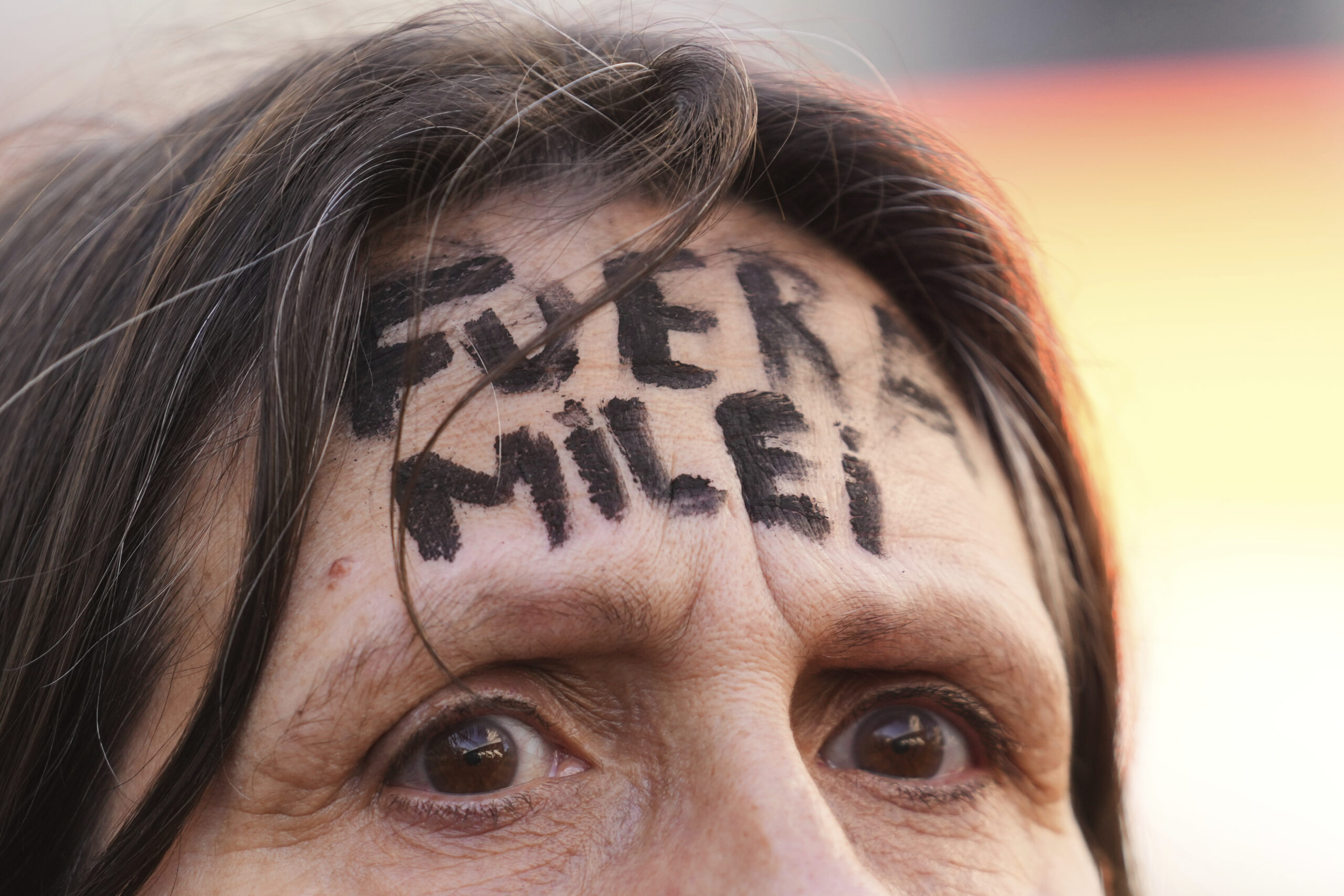Argentine Feminists, Retirees and Unions Unite Against Milei