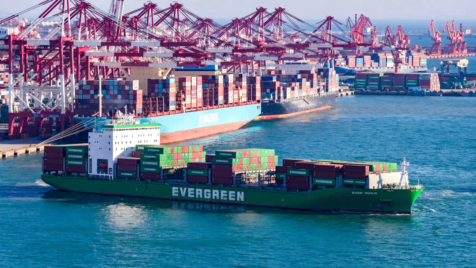 Trump Jeopardizes Plan to Reduce Global Shipping Emissions