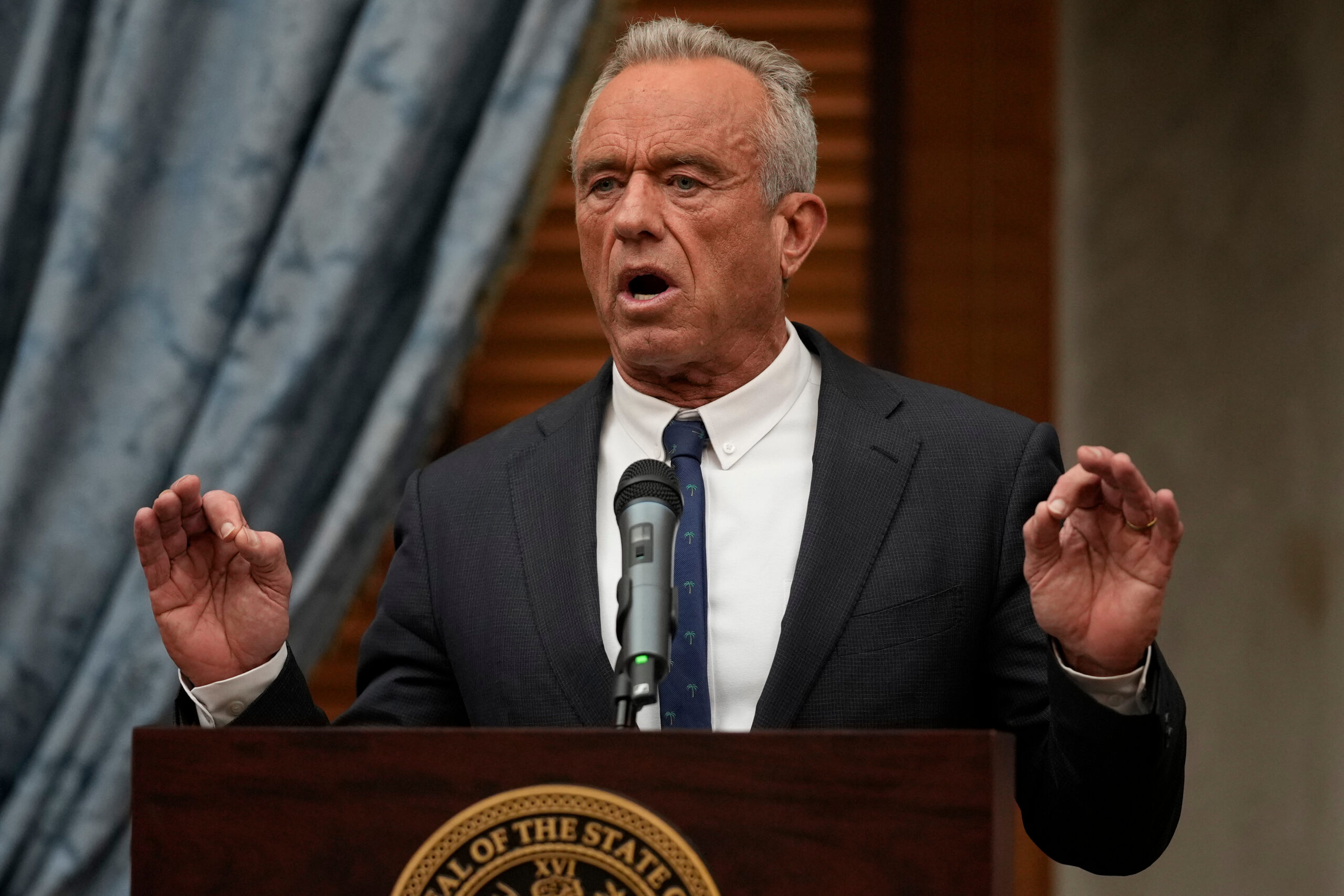 The FDA No Longer Warns Against These Discredited Autism Treatments