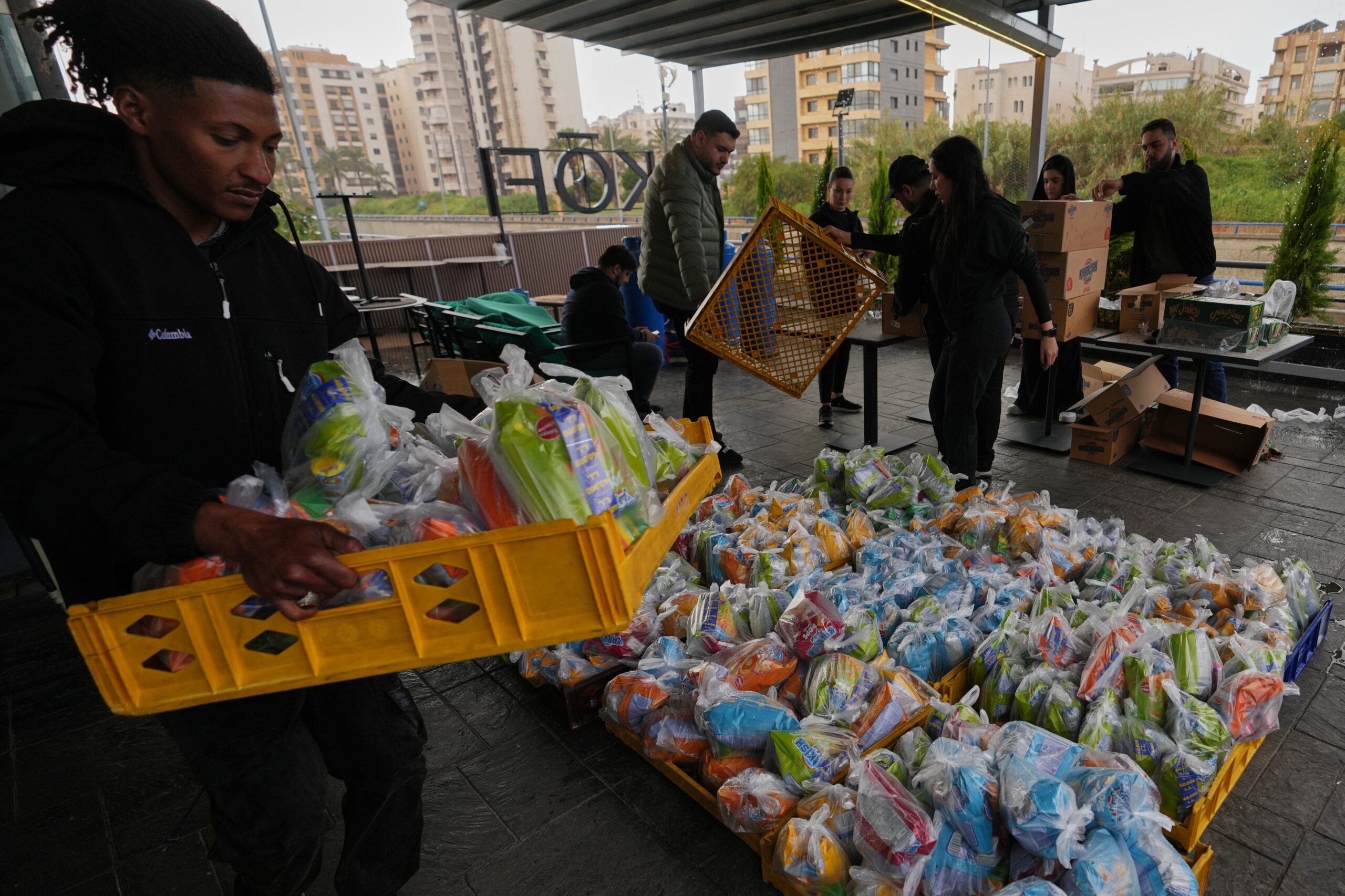 Mutual Aid Is a Lifeline for the Displaced in Lebanon