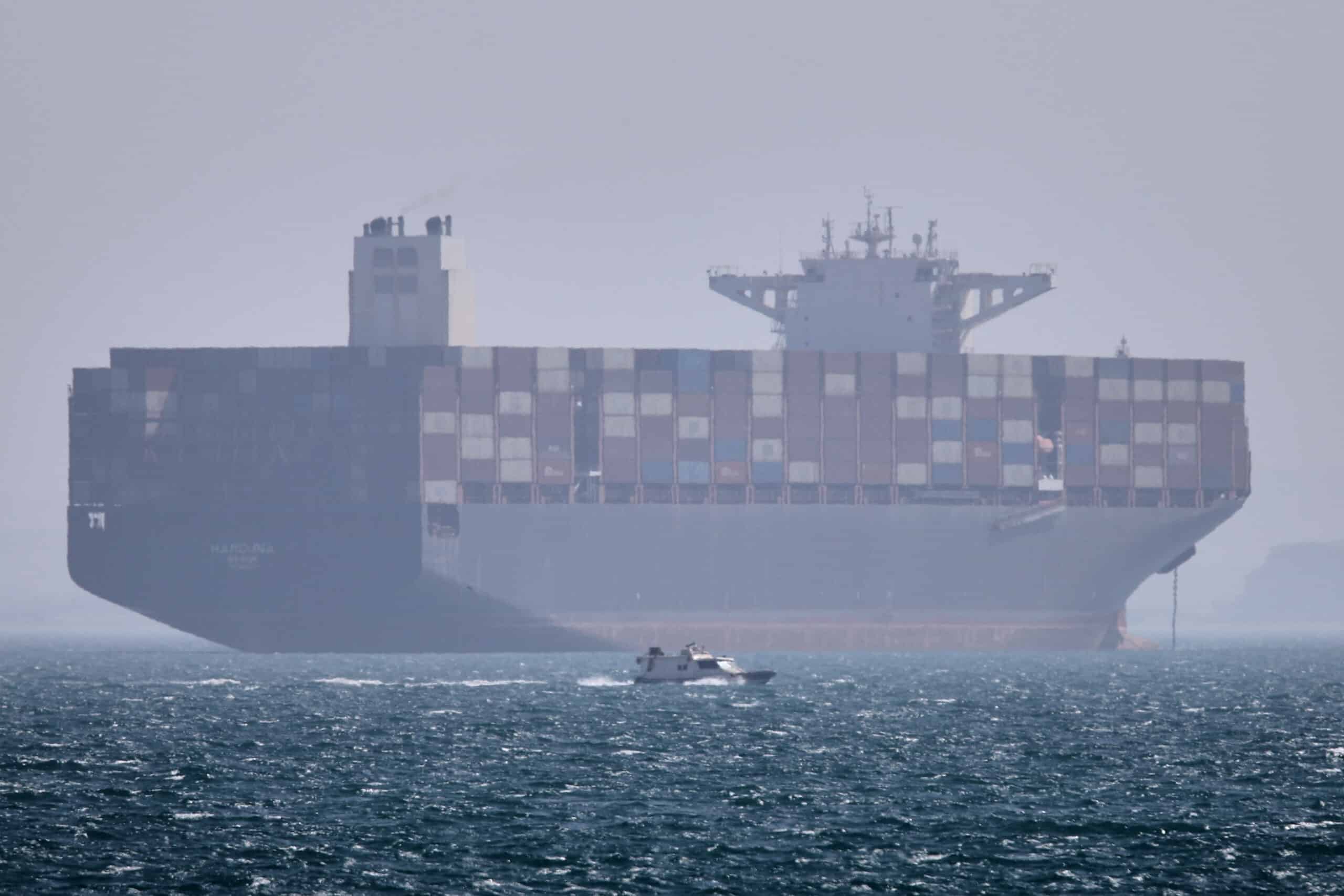 ‘The Passage of the Palm Groves’: The Strait of Hormuz in Iranian History