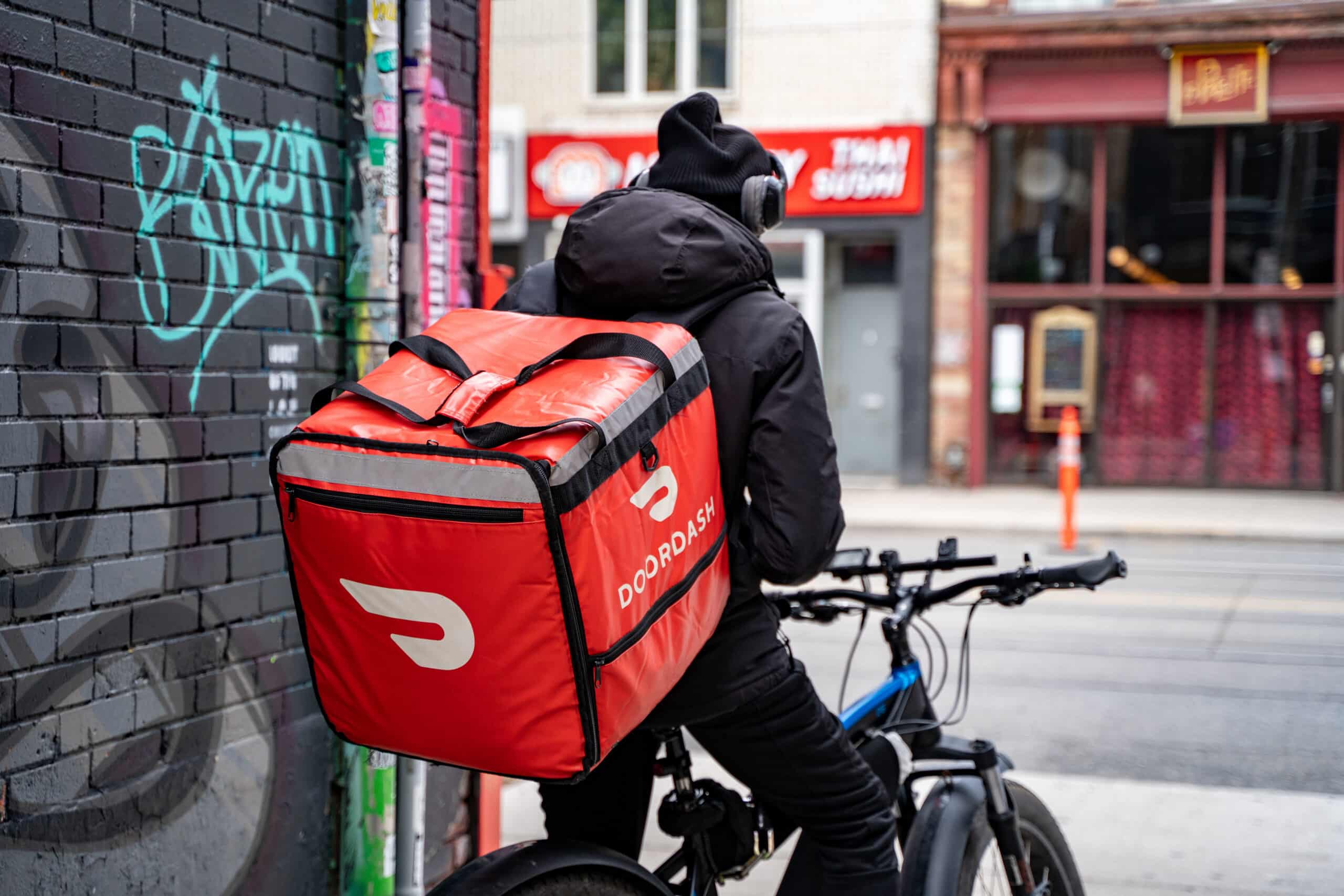 How AI Took Over the Global Gig Economy - Truthdig